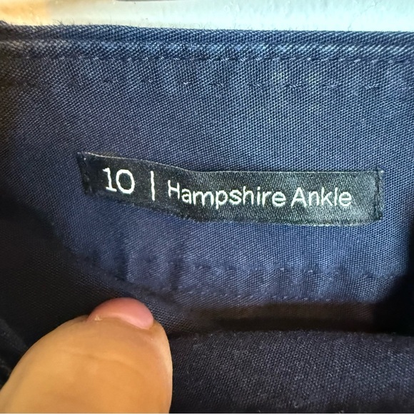 Talbots | Navy Hampshire Ankle Navy Trousers | Sz 10 - Picture 5 of 6